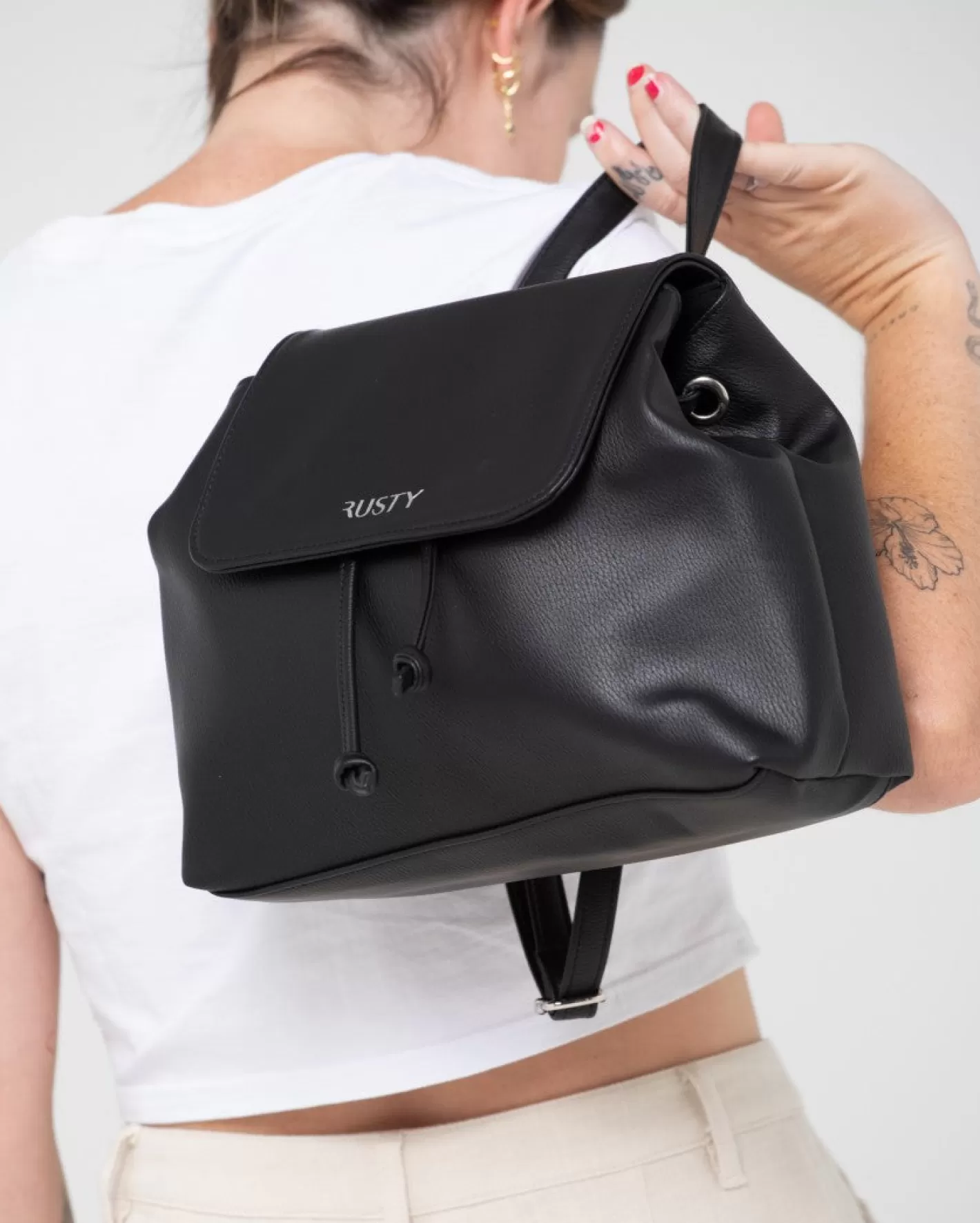 Mujer Rusty Bolso Tipo Bombonera Essence