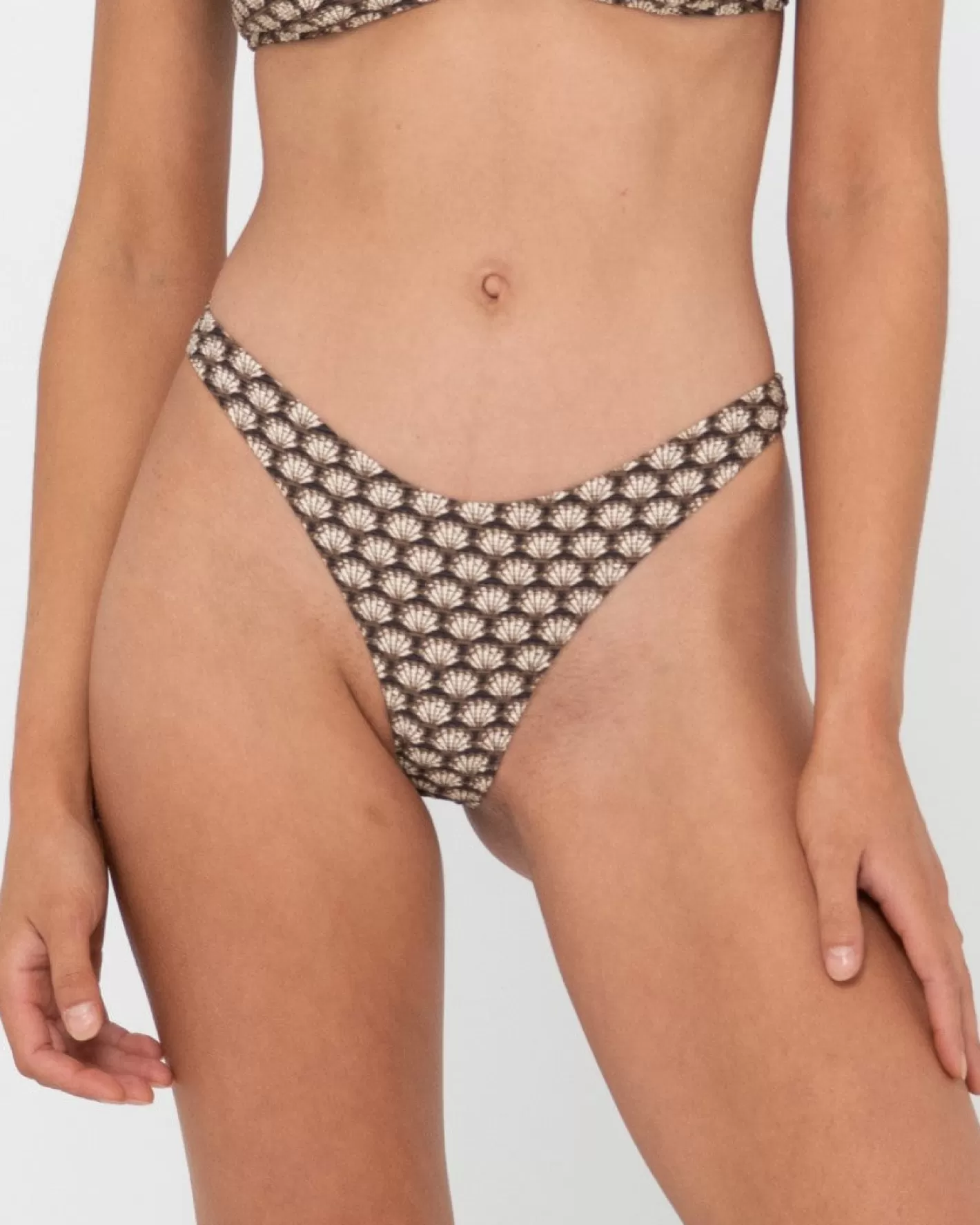 Mujer Rusty Braguita De Bikini Brasilena Con Estampado De Conchas Sorrento