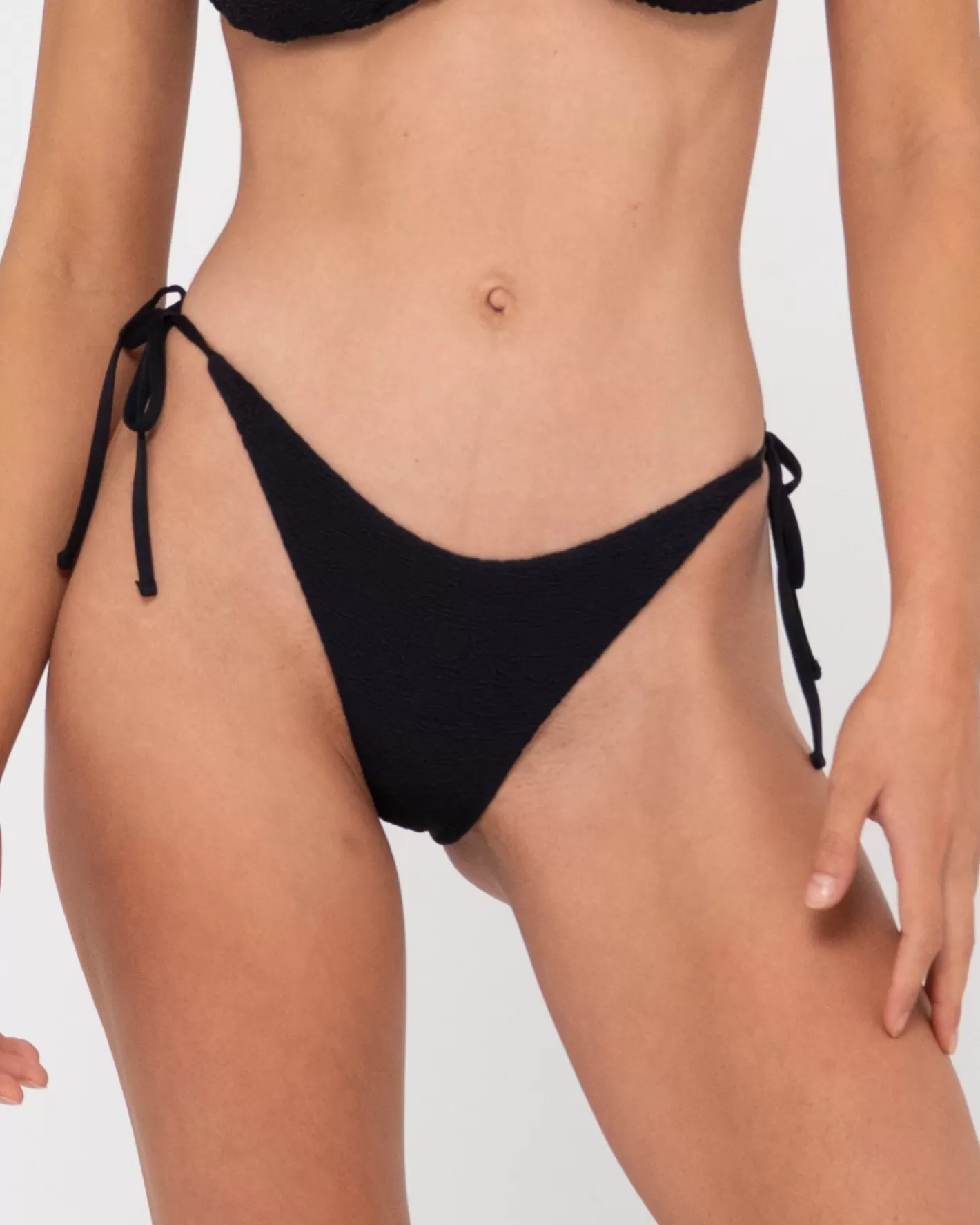 Mujer Rusty Braguita De Bikini Midi Con Lazos Laterales Texturizados De Sandalo