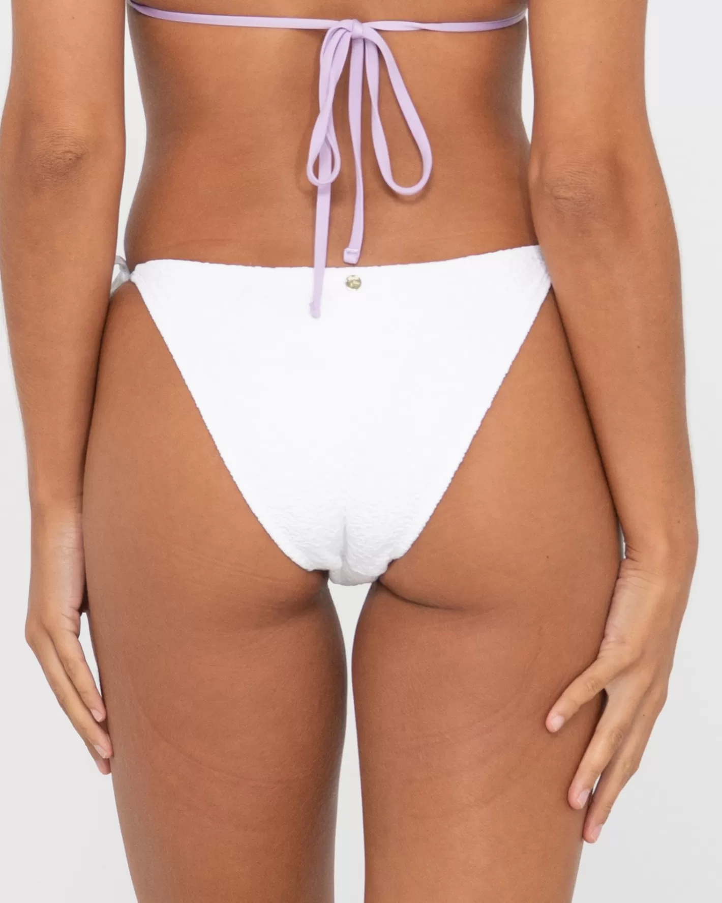 Mujer Rusty Braguita De Bikini Midi Con Lazos Laterales Texturizados De Sandalo