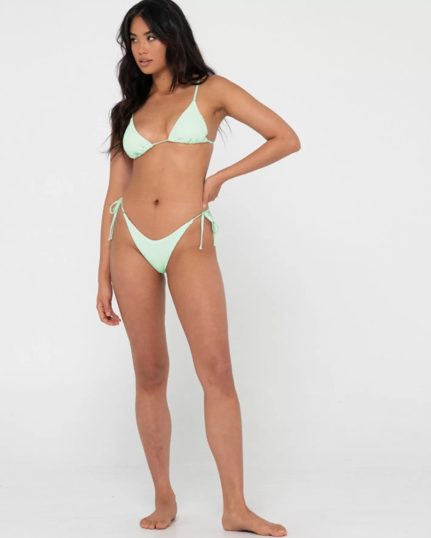 Mujer Rusty Braguita De Bikini Midi Con Lazos Laterales Texturizados De Sandalo