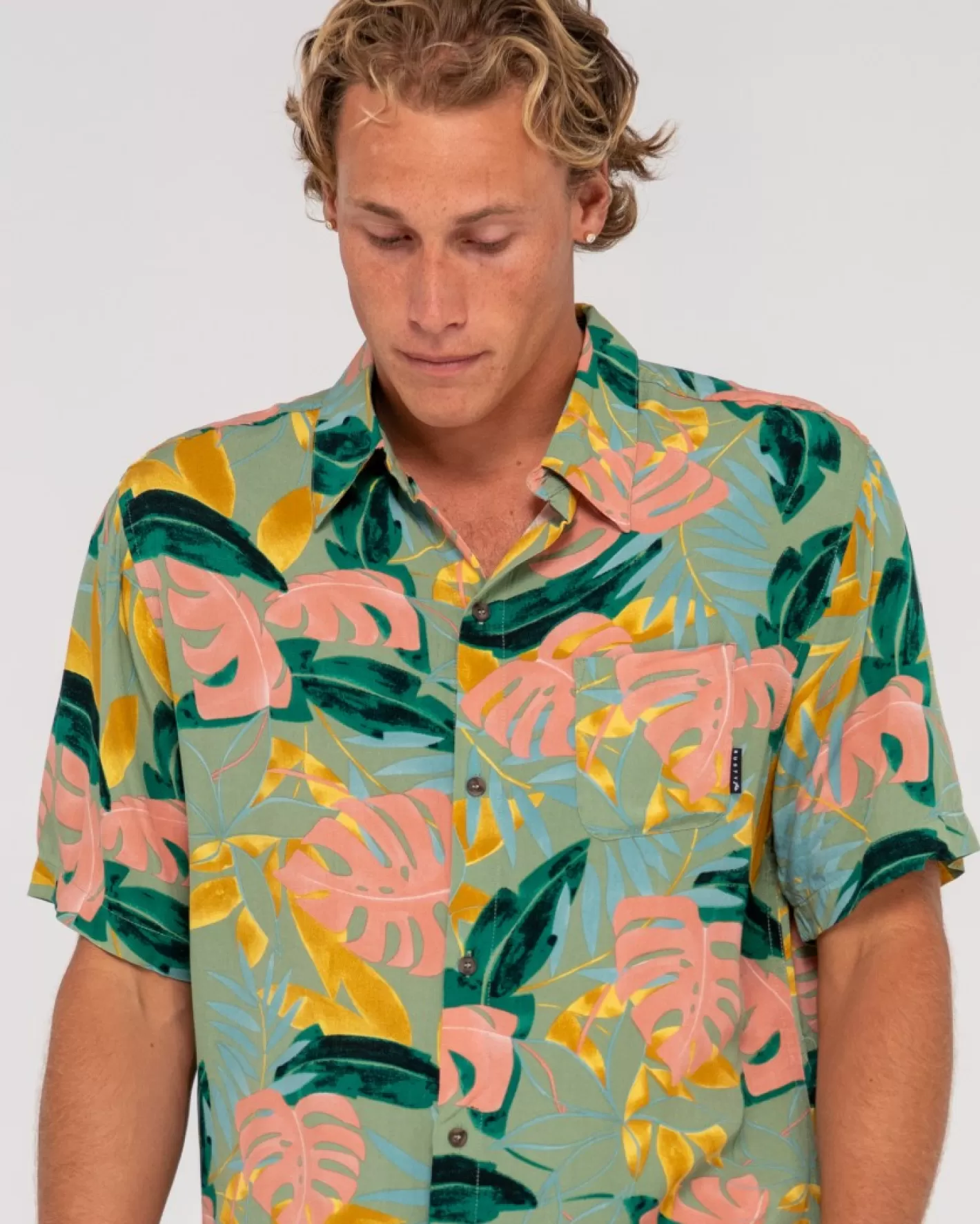 Hombre Rusty Camisa De Manga Corta De Corte Relajado Pastel Paradise