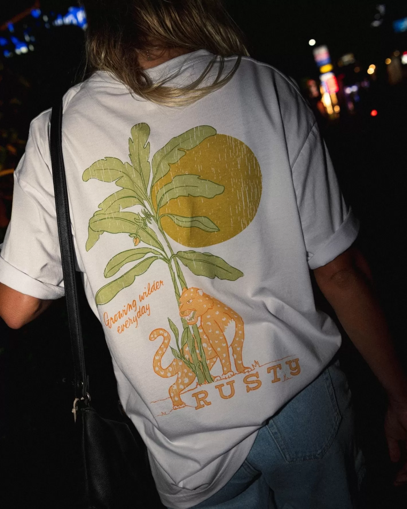 Mujer Rusty Camiseta Con Grafico Extragrande Everyday