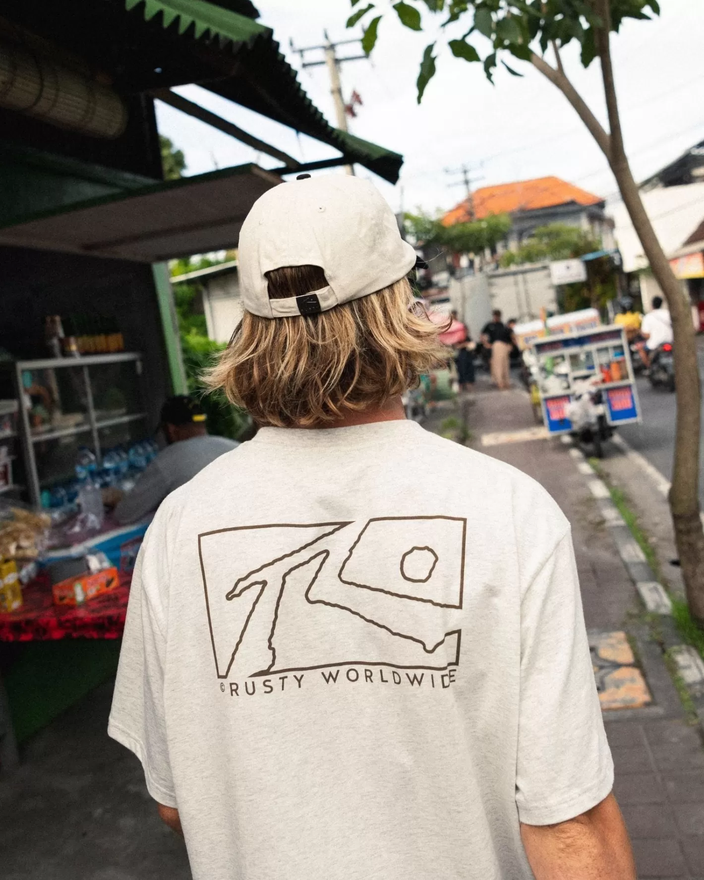 Hombre Rusty Camiseta Grafica De Manga Corta En Caja