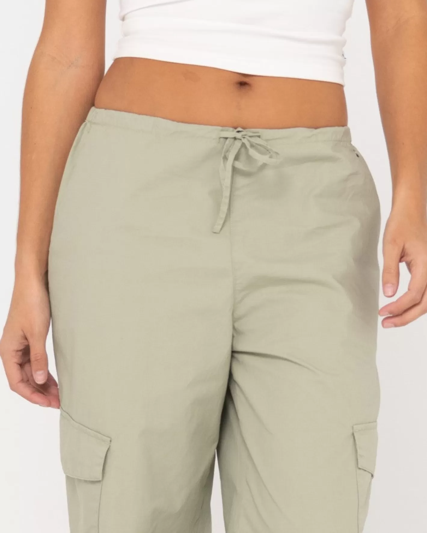 Mujer Rusty Pantalon Cargo Milly De Talle Bajo Y Corte Holgado