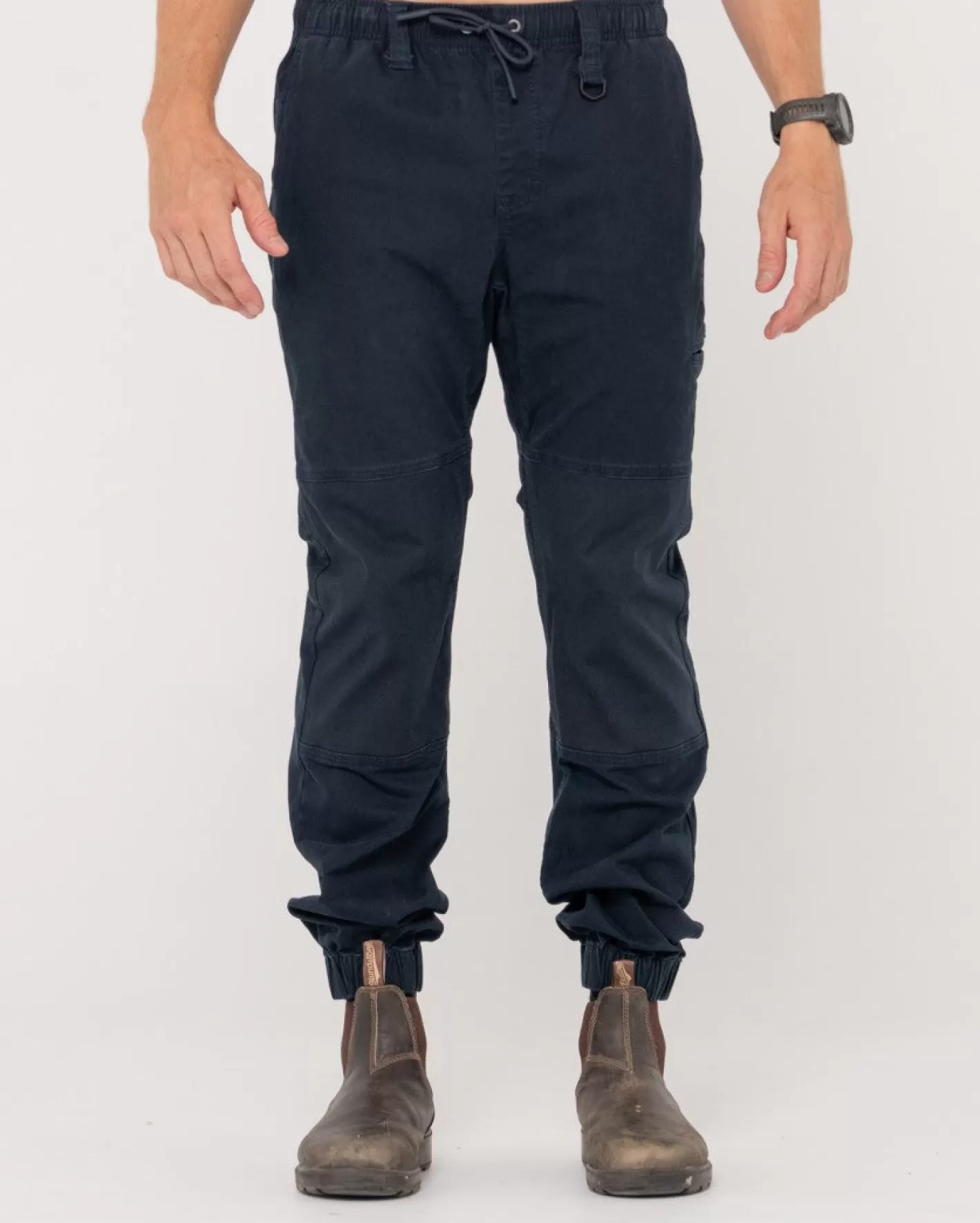 Rusty Pantalon Con Punos Elasticos Y Levantamiento Pesado