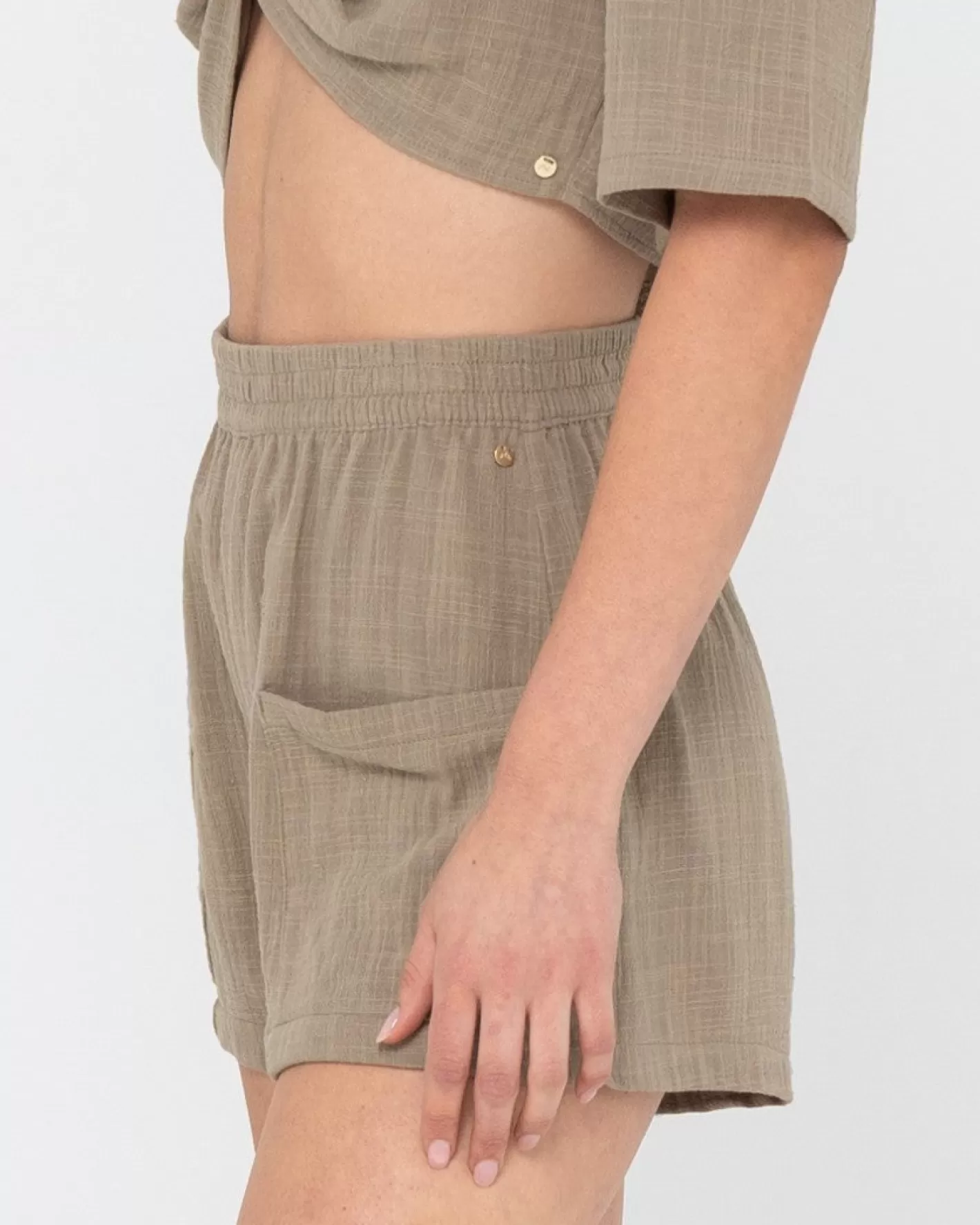 Mujer Rusty Pantalon Corto Con Cintura Elástica En Algun Lugar