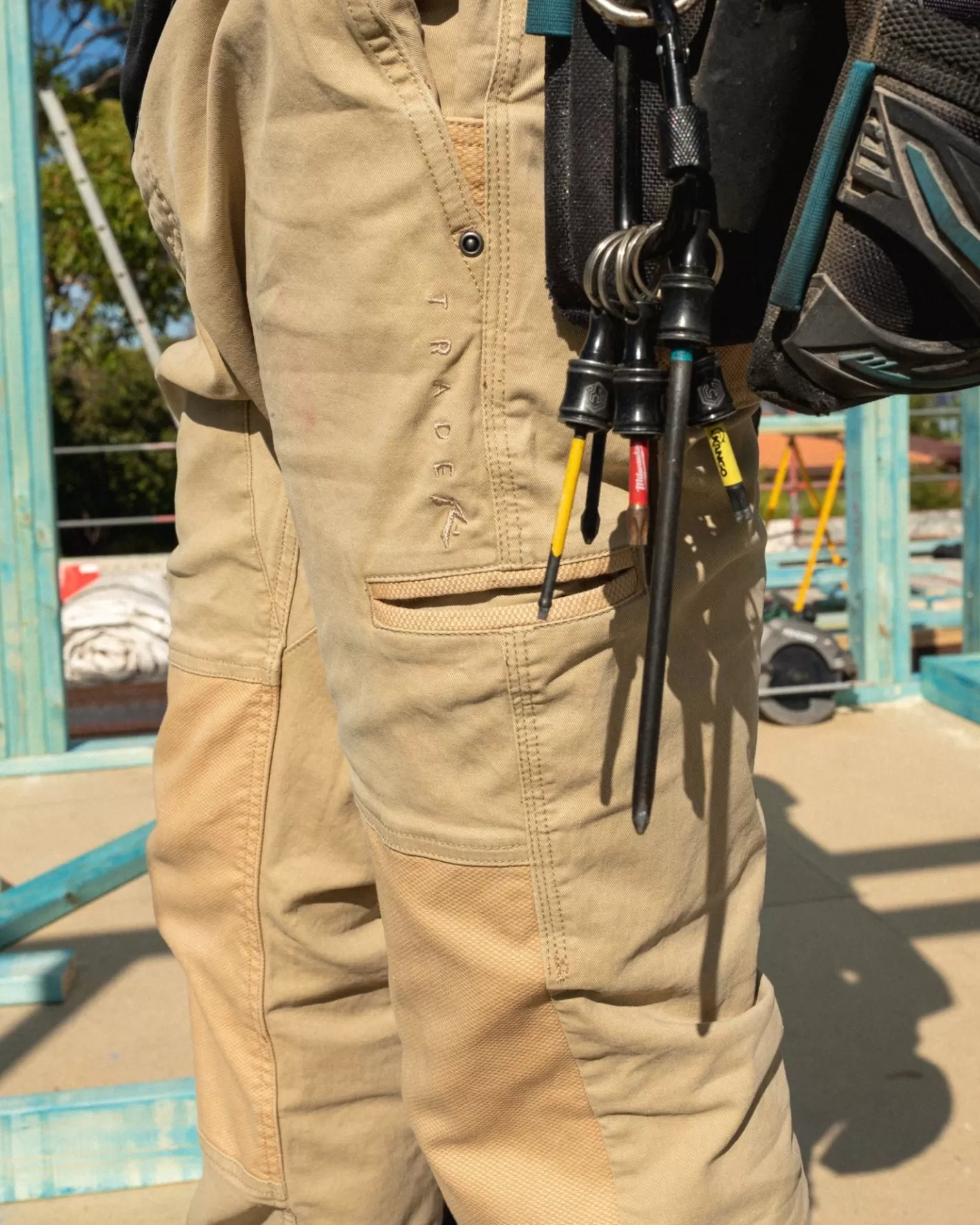 Rusty Pantalon De Trabajo Con Punos Under Taking