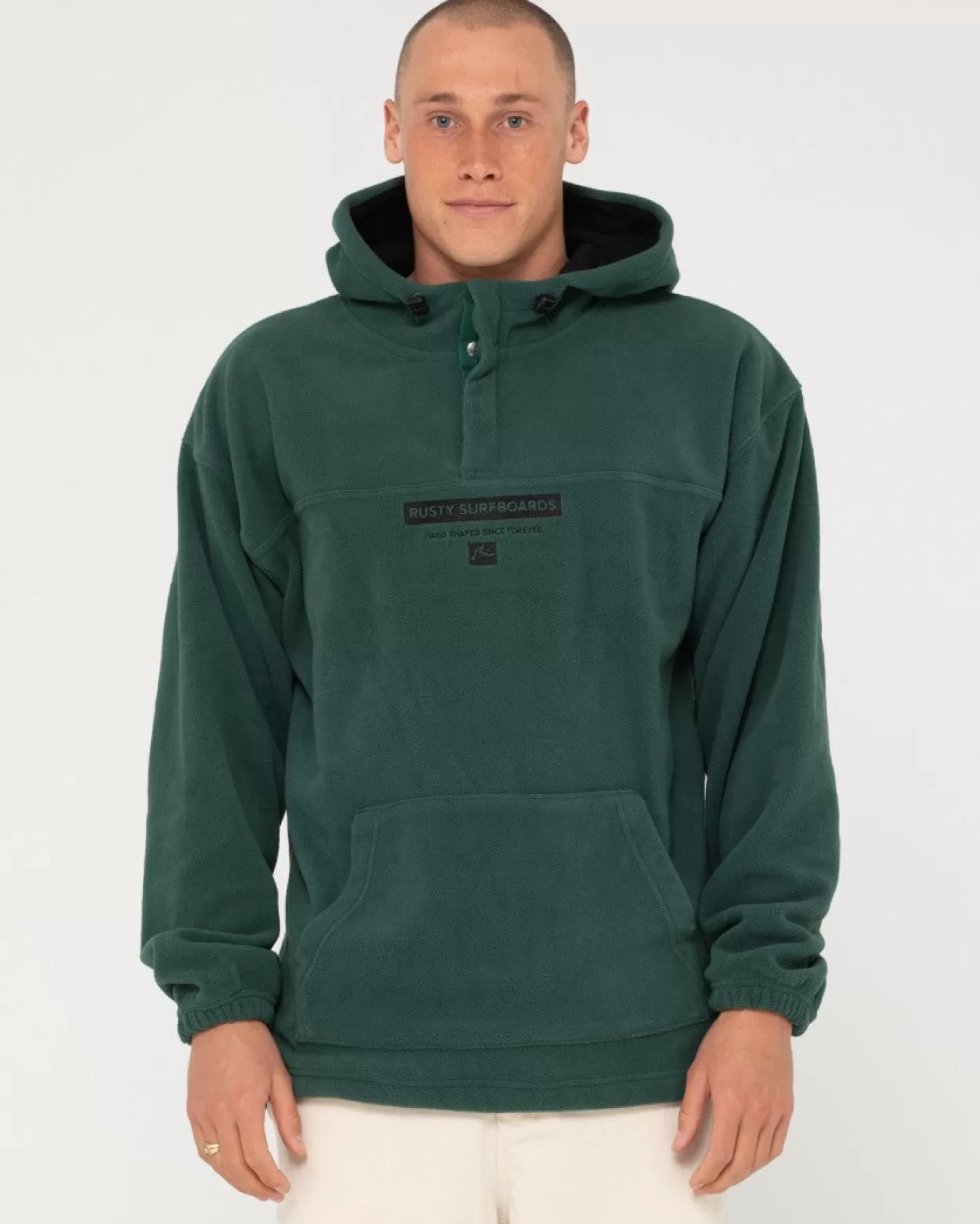 Hombre Rusty Polar Con Capucha Grande Y Desnuda