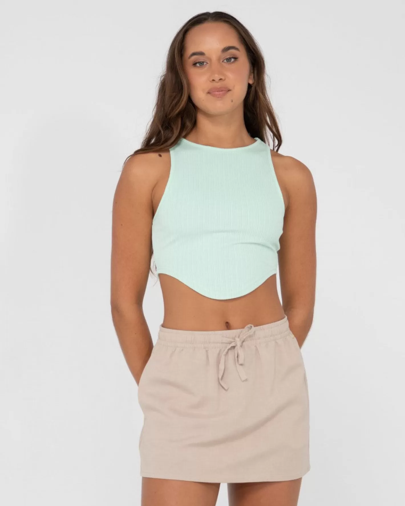 Mujer Rusty Top Corto Sin Mangas Lucy Curvado