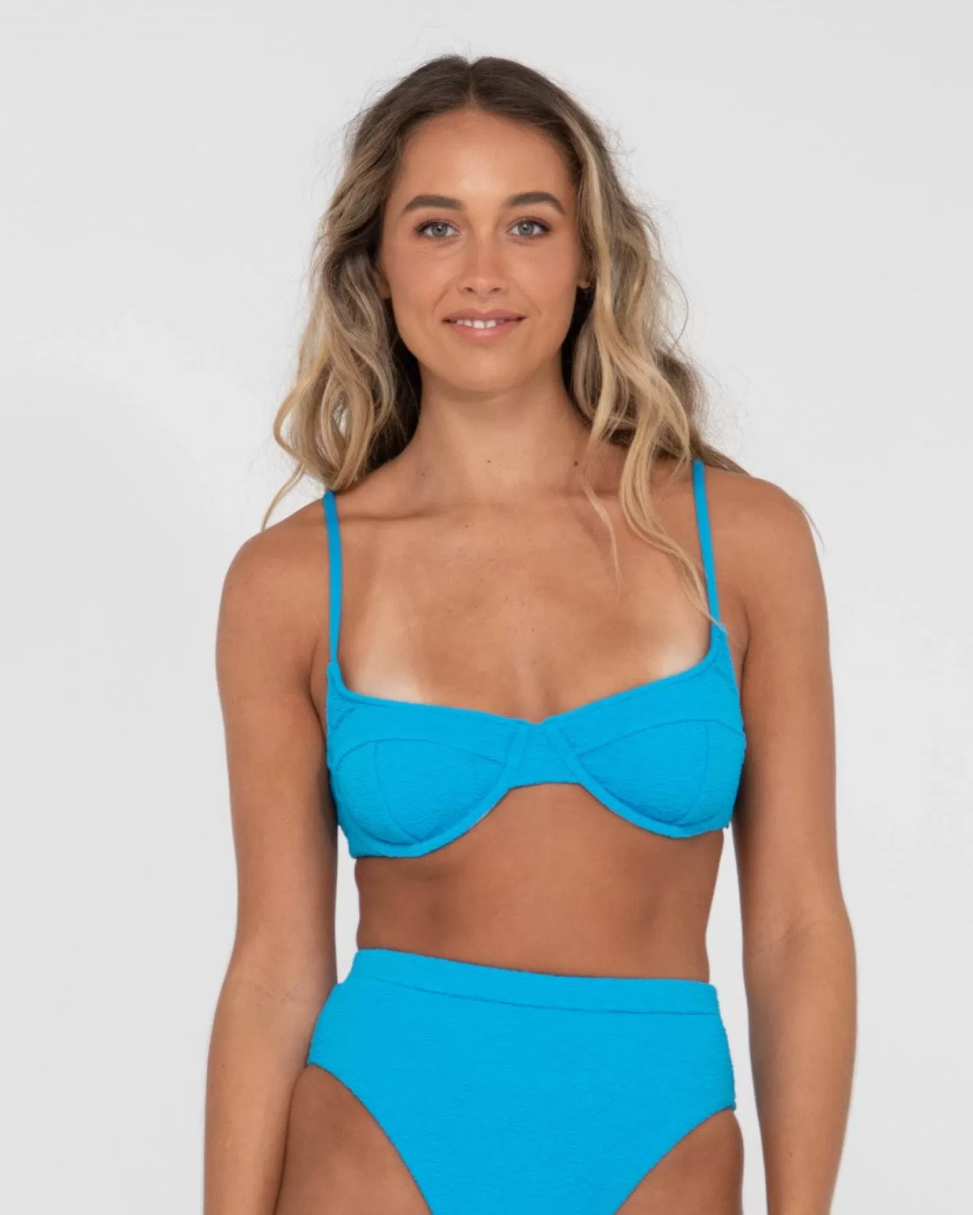 Mujer Rusty Top De Bikini Balconette Con Textura De Sandalo