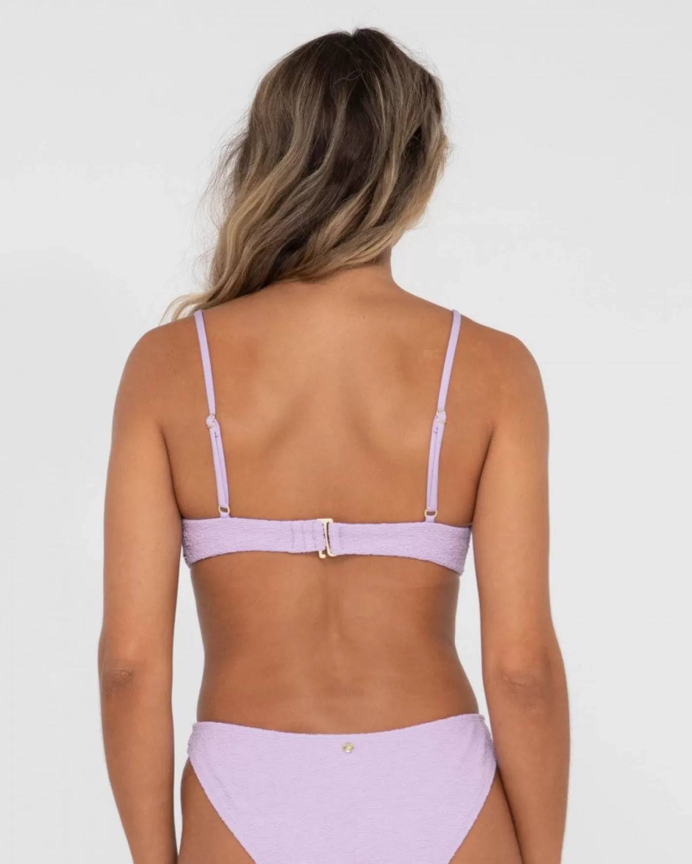Mujer Rusty Top De Bikini Balconette Con Textura De Sandalo