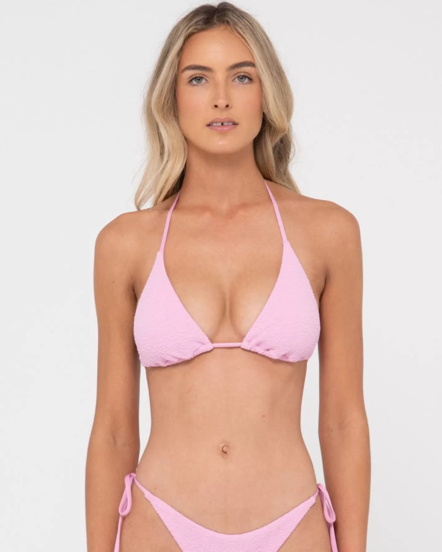 Mujer Rusty Top De Bikini Multiposicion Con Textura De Sandalo