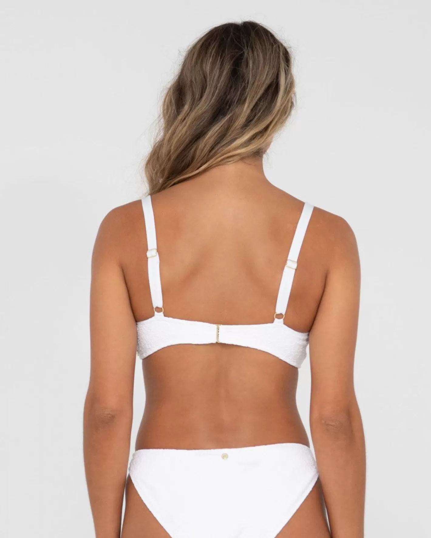 Mujer Rusty Top De Bikini Tipo Bralette Con Textura De Sandalo