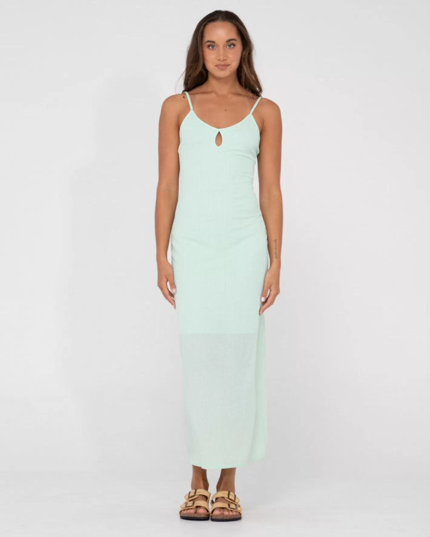 Mujer Rusty Vestido Lencero Midi Con Aberturas Lucy